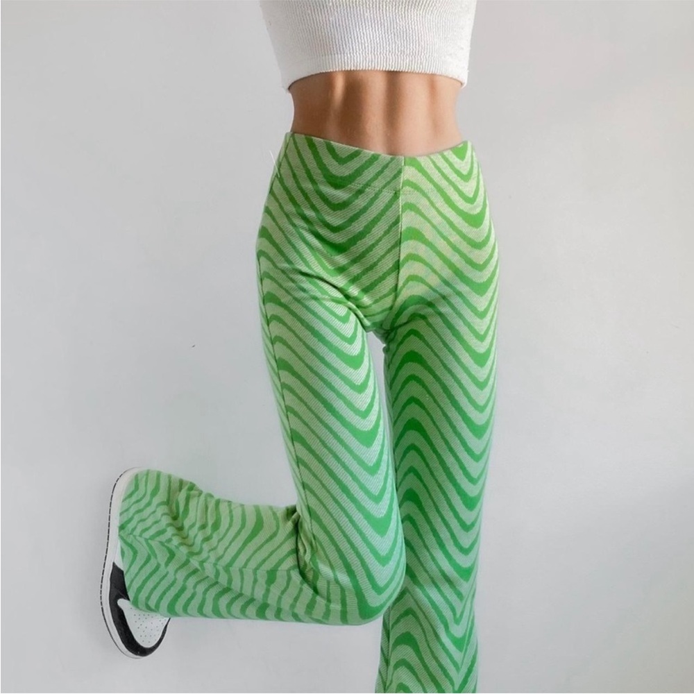 Urban outfitters Bryn Green Wave Print Pull On Flare Pant - Urban Outfitter’s XS